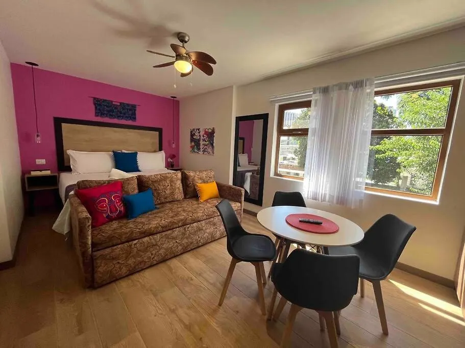 Dkc-8 Studios In Zona Viva Guatemala City Apartment